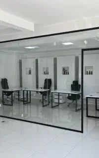 پارتیشن اداری،نصب و جابجایی شیشه ای وMDF