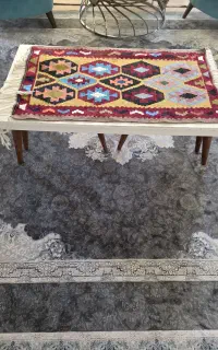 میز پذیرایی با گل میز جم