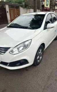 جک j4 مدل ۱۴۰۱ بیرنگ