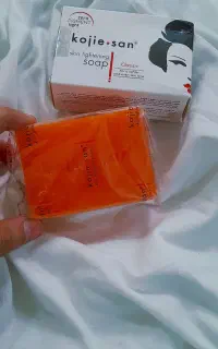انواع شوینده صورت و بدن