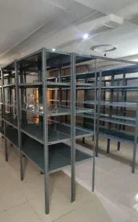 تحمل وزن پنجاه کیلو قفسه