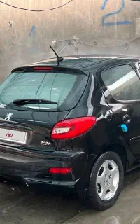 ۲۰۷ مشکی پانا