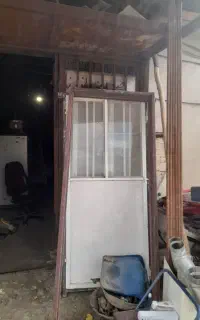 مقداری وسایل ساختمانی شخصی