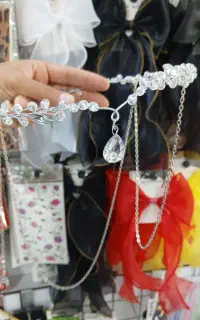 حلقه سر آویزدار و کلی تاج مجلسی