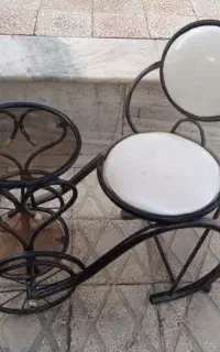 صندلی به همراه جلو میزی