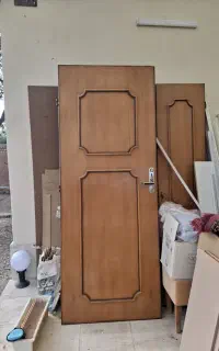 در و ماشین لباس شویی