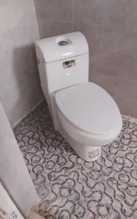 توالت فرنگی چینی در حد نو