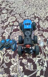 ماشین شارژ ی
