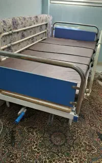 تخت بیمار دو شکنه