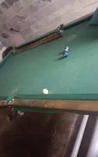 میز بیلیارد تمیز