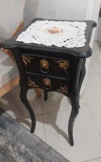 میز تلفن سالم