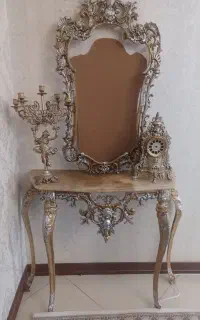 اینه شمعدان ومیز تلویزیون