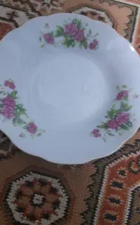 چینی گل سرخ سالم