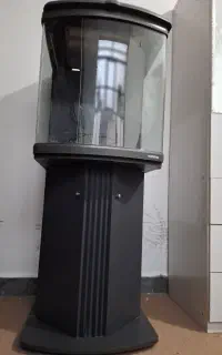 آکواریوم شرکتی شیشه خم