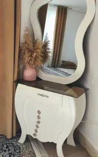 آینه کنسول در حد نو