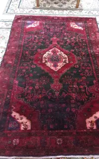 فرش دست بافت قدیمی