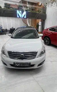 نیسان تیانا