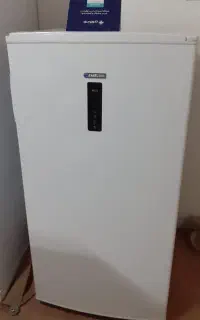 فیریزر کاملا نو با ضمانت نامه