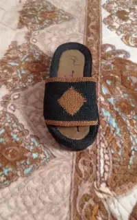 دمپایی زندان بافت