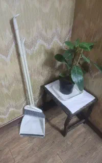 نظافت منزل و اداره و راه پله