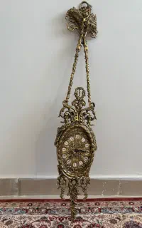 ساعت برنزی