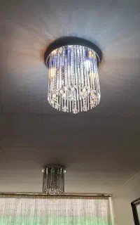 لوستر سقفی زیبا و سالم