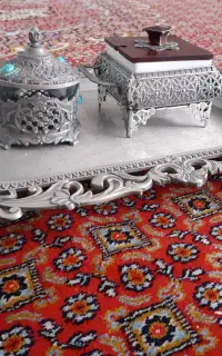 سینی و دو عدد قندان