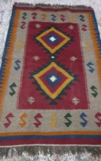 گلیم دستباف