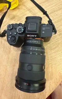 Sony A7 R IV و لنز و متعلقات