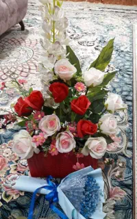 دسته گل و باکس گل
