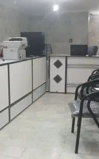 خانم منشی برای دفتر