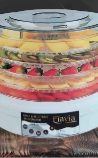 میوه خشک کن فلاویا 2700 FLدارای 5طبقه
