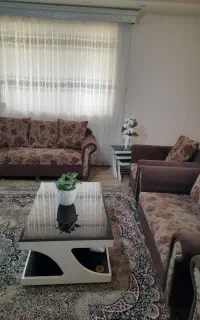 مبل هفت نفره باجلومبلی وعسلی ومیز تلویزیون