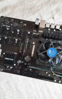 یک‌عدد مادربورد و Cpu درحد کاملن نو