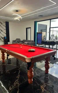 میز بیلیارد و ناهارخوری