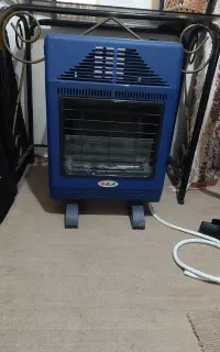 سه عدد بخاری گازی