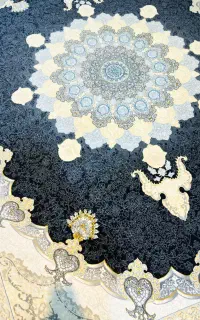 فرش‌قهرمانی( ۳عدد ۹متری + ۱عدد ۴متری )۷۰۰شانه‌اصل