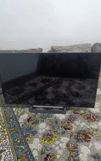 LED32سونی