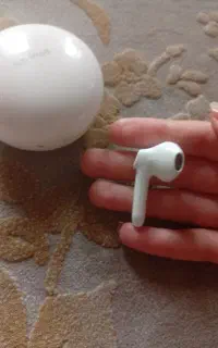 هدفون ایرپاد تک گوش فقط و فقط ۲۰۰