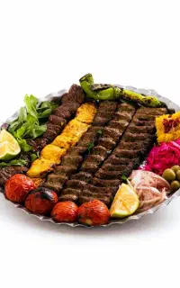سینی کباب و تهیه غذای پلو خورش کرمانشاه