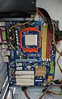تعمیرات کامپیوتر و لبتاب و آموزش