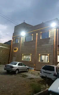 ساختمان تجاری سایت کارگاهی برخیابان
