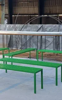 نقاشی ساختمان و رنگ درب پنجره