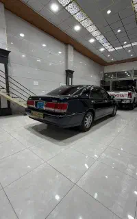 تویوتا کرون رویال سلطنتی مدل ۲۰۰۳