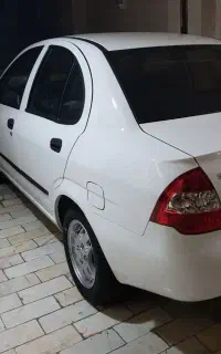 مربی آموزش رانندگی