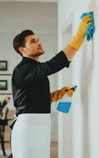 ما نیروی نظافت نیازداریم