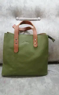 کیف چرم زنانه روزمره