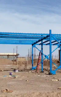 رنگ امیزی ساختمان درب و پنجره. اسکلت ساختمان و ...