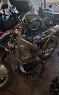 تعمیرات موتور سیکلت سبک و سنگین تخصصی