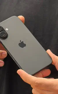 iPhone 16